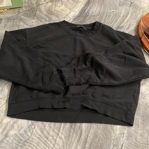 Zara | Black Crop Top Sweater